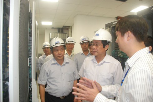 Bộ trưởng TT&TT kiểm tra hệ thống âm thanh, truyền hình Nhà Quốc hội - ảnh 8