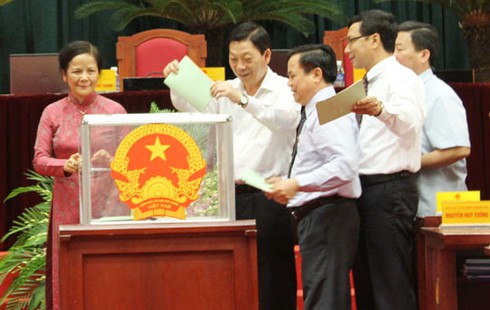 Hà Nội: Không thăng chức người có trên 50% phiếu