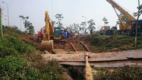 Vinaconex gấp rút làm đường nước 1.200 tỷ - ảnh 1