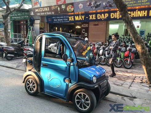 Cục đăng kiểm: Ô tô điện 2 chỗ ngồi không được phép lưu thông tùy tiện - ảnh 1