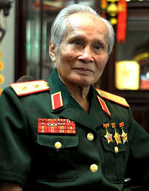 Tướng Nguyễn Quốc Thước: Đảo nhân tạo của TQ còn nguy hiểm hơn 981 nhiều - ảnh 2