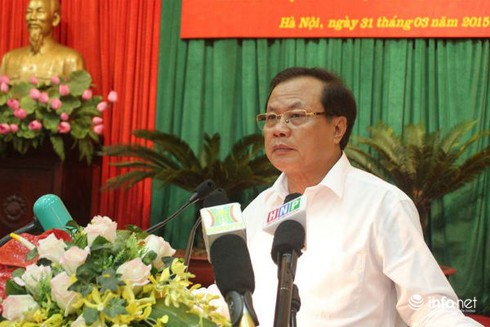 Việc thay cây xanh:
