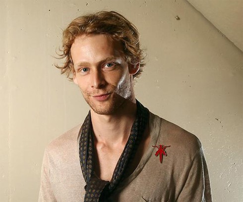 Bồ cũ Katy Perry bị nghi giết người rồi tự tử - ảnh 1