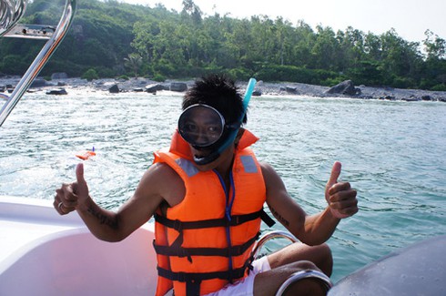ĐT Việt Nam hào hứng lặn biển ngắm san hô