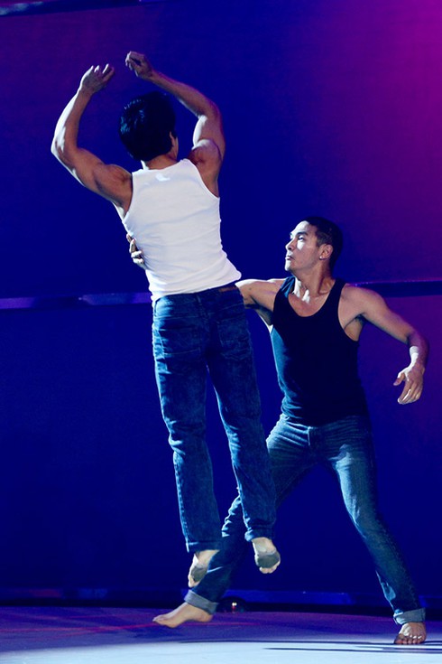 Ngô Thanh Vân khoe chân thon trên sàn khiêu vũ - ảnh 40