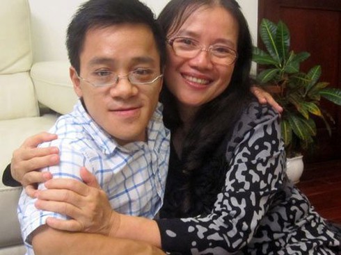 Cô giáo của hơn 1.000 trò nghèo - ảnh 1