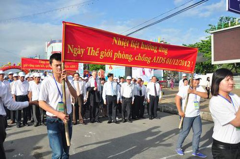 Mít tinh hưởng ứng Tháng hành động Quốc gia phòng, chống HIV/AIDS 1