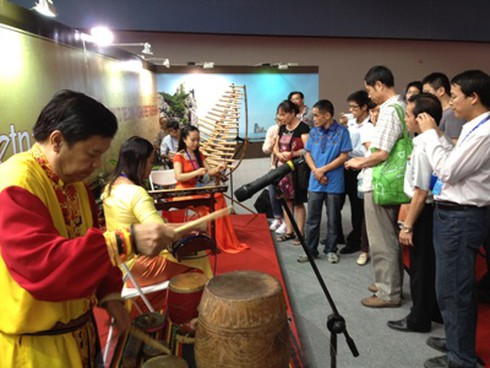 Doanh nghiệp Việt đắt hàng - ảnh 1