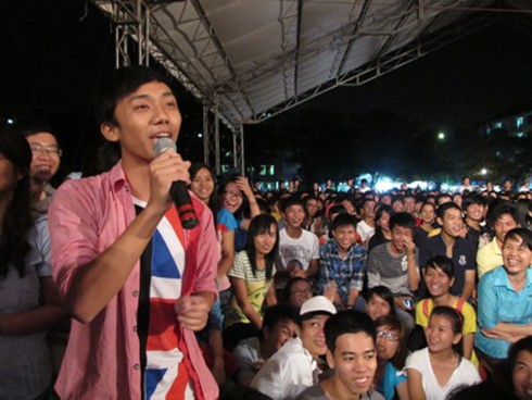 Truyền lửa tình yêu hàng Việt cho sinh viên - ảnh 4