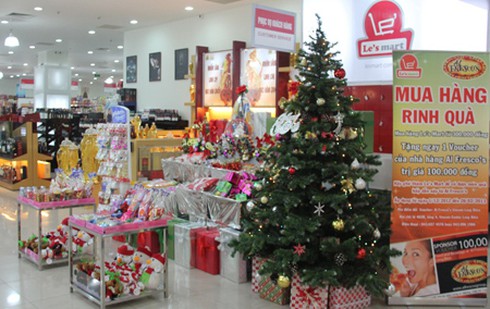 Tưng bừng khuyến mại trên toàn hệ thống TTTM VIncom Center - ảnh 1