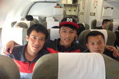 Các tuyển thủ Việt Nam vui vẻ dạo chơi Hong Kong - ảnh 1