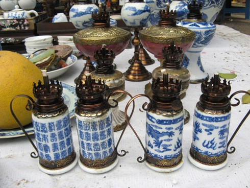 Chợ đồ cổ “độc nhất vô nhị” ở Hà Thành - ảnh 9