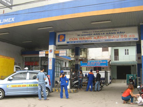 Hết hy vọng tăng giá, cây xăng nhộn nhịp trở lại - ảnh 2