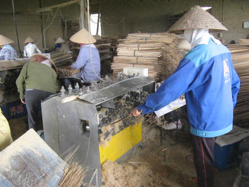 Công nghệ làm tăm: Phủ kín hóa chất độc hại - ảnh 1