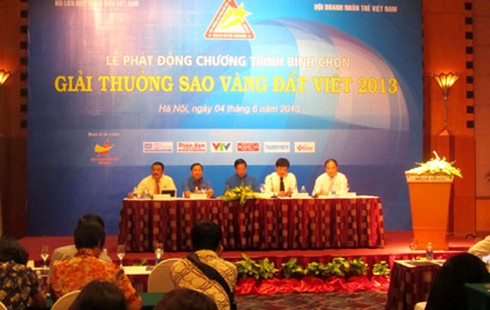Phát động Giải thưởng Sao vàng đất Việt 2013 - ảnh 1