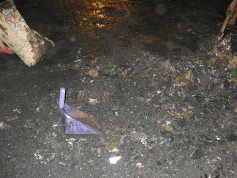 Toàn cảnh vụ cháy quán karaoke gần Đàn Xã Tắc - ảnh 9