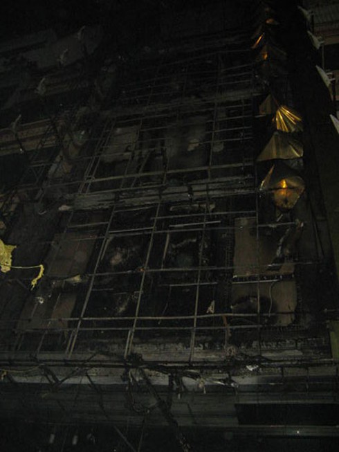 Toàn cảnh vụ cháy quán karaoke gần Đàn Xã Tắc - ảnh 7