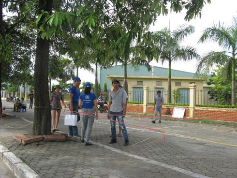 Gửi xe xem Arsenal bị “chém” tới 70.000 đồng/lượt - ảnh 7