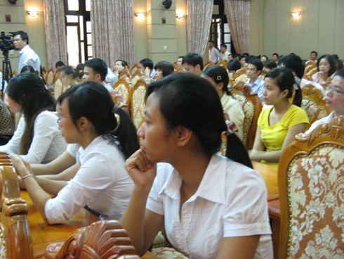 Hà Nội: Thủ khoa xuất sắc 2013 tập làm nông dân - ảnh 1