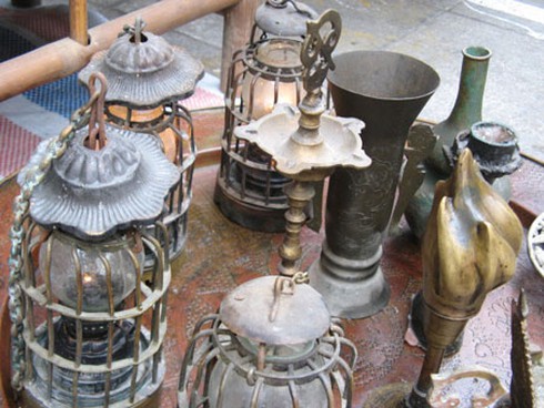 Ai có đồ cổ mang ra chợ “độc nhất” Hà Thành bán - ảnh 11