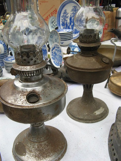 Ai có đồ cổ mang ra chợ “độc nhất” Hà Thành bán - ảnh 13