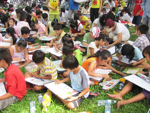 Trại hè thiếu nhi: Phụ huynh hoa mắt trước học phí đa dạng - ảnh 2