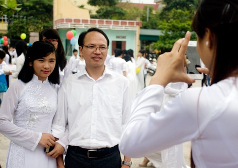 Nét đẹp nữ sinh trước giờ chia tay tuổi học trò - ảnh 10