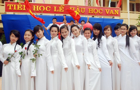 Nét đẹp nữ sinh trước giờ chia tay tuổi học trò - ảnh 15