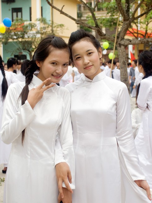 Nét đẹp nữ sinh trước giờ chia tay tuổi học trò - ảnh 7