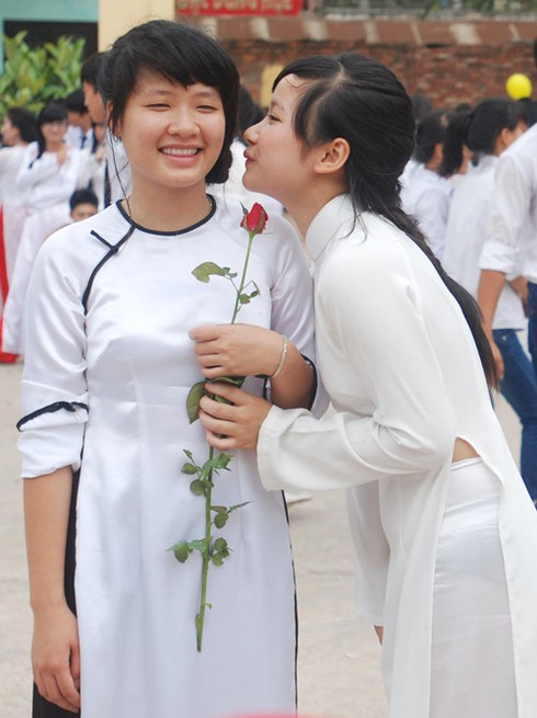 Nét đẹp nữ sinh trước giờ chia tay tuổi học trò - ảnh 9