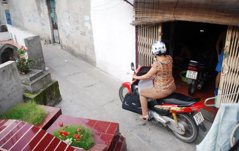 Hà Nội: Nơi người sống ở với người chết - ảnh 10