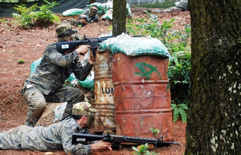 Giới trẻ Hà Nội hào hứng tham chiến