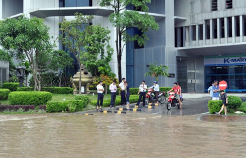 Tòa nhà cao nhất Việt Nam biến thành
