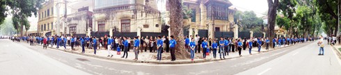 Ngày cuối viếng Đại tướng ở nhà riêng: Người người đổ về không ngớt - ảnh 34