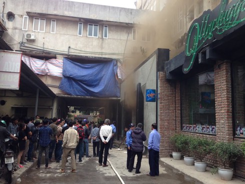 Tin mới nhất vụ hỏa hoạn quán bar Zone 9: 12 người thương vong - ảnh 2