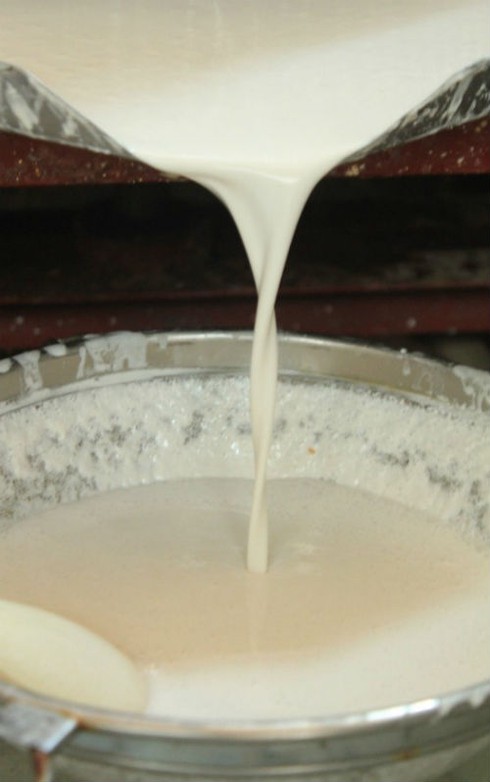 Làng Bánh đa Ngự Câu nhộn nhịp vào ca Tết - ảnh 3