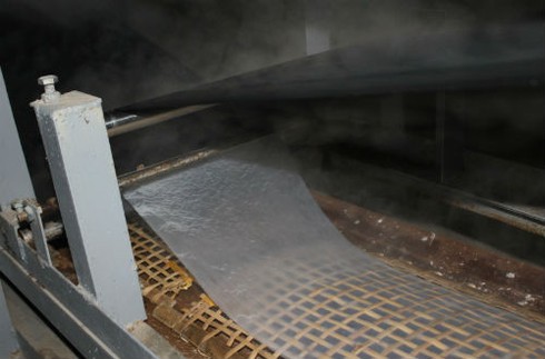 Làng Bánh đa Ngự Câu nhộn nhịp vào ca Tết - ảnh 4