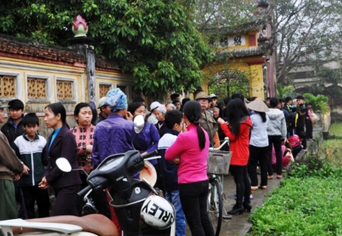 Hà Nội: Phá dỡ đình làng, lấy gỗ sưa đem bán 10 triệu/1kg - ảnh 2