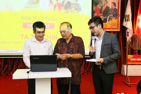 HDBank tìm ra khách hàng trúng thưởng 01 kg vàng SJC - ảnh 1