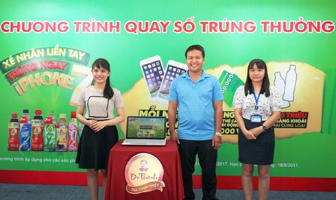 Xé nhãn liền tay, trúng ngay Iphone 7 Plus - ảnh 2