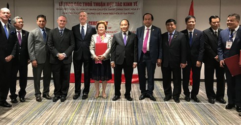 BRG và Hilton Worldwide cam kết thúc đẩy thị trường du lịch và lữ hành Việt Nam - ảnh 1
