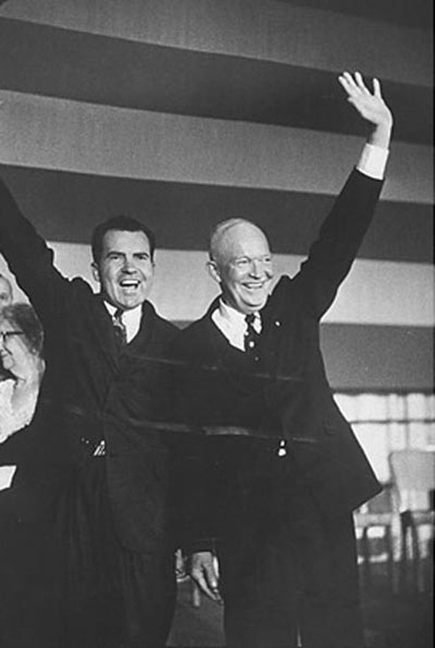 Khoảnh khắc mừng chiến thắng của các tổng thống Mỹ - ảnh 3