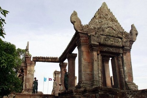 Campuchia, Thái Lan khơi lại tranh chấp quanh đền Preah Vihear - ảnh 1