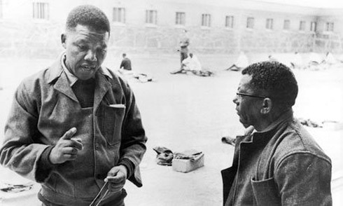 Cuộc đời vĩ đại của Nelson Mandela qua ảnh - ảnh 8