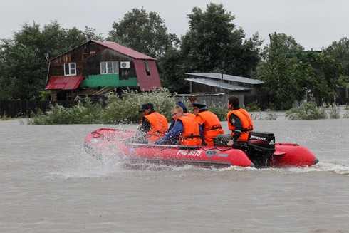 Lũ lớn nhất trong 120 năm qua quét qua Viễn Đông Nga - ảnh 1