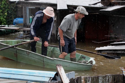 Lũ lớn nhất trong 120 năm qua quét qua Viễn Đông Nga - ảnh 4