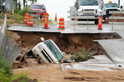 Mexico: 80 người chết, ngôi làng 400 dân bị chôn vùi - ảnh 6