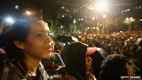 Brazil: Biểu tình đòi nâng lương biến thành bạo động, cướp giật - ảnh 1