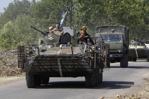 Ukraine tuyên bố sắp chiếm lại Donetsk từ tay ly khai - ảnh 1