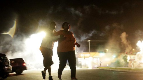 Mỹ: Lại thêm một người bị cảnh sát bắn chết gần Ferguson - ảnh 2